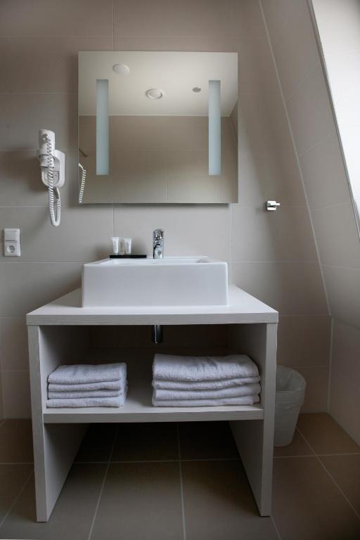 Hotel Zeerust Texel เดอ คุก ภายนอก รูปภาพ